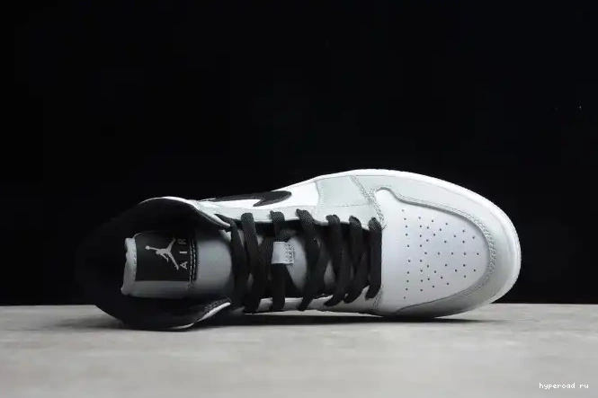 Light 554724-092 Mid Smoke 1 Jordan Grey AIR 0417